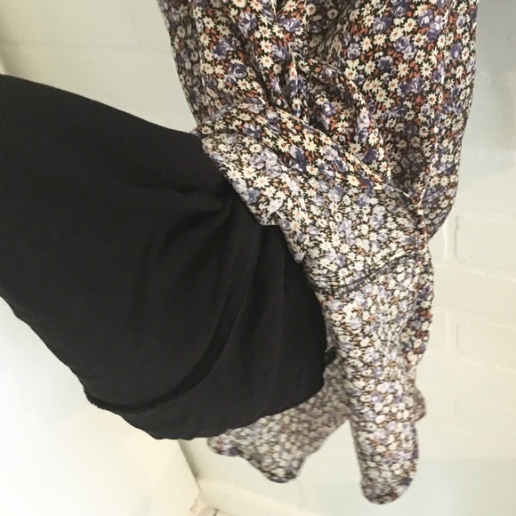 ZARA Mini Dress Floral Print Daisies Ruched Long Sleeve Sz Pleated Lavender XS - Picture 9 of 15